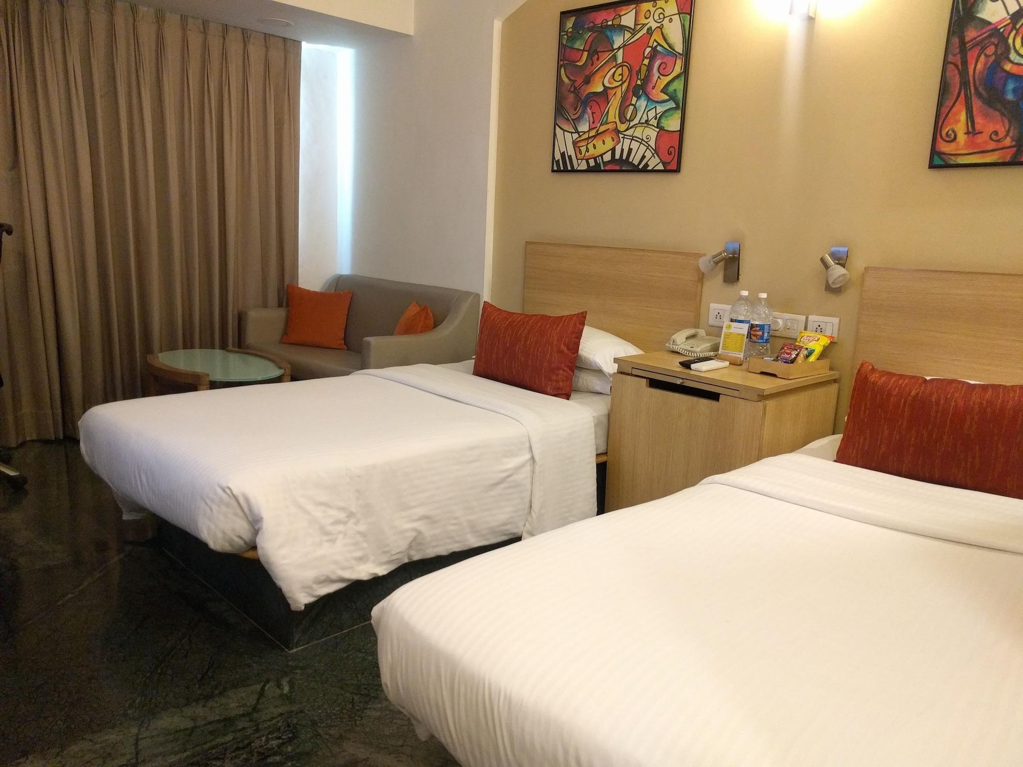 Lemon Tree Hotel, Udyog Vihar, Gurugram Gurgaon Dış mekan fotoğraf