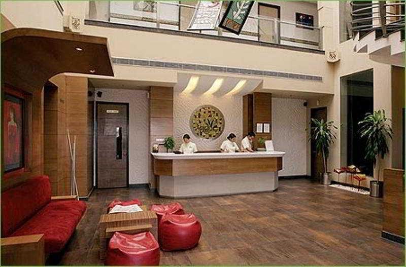 Lemon Tree Hotel, Udyog Vihar, Gurugram Gurgaon Dış mekan fotoğraf